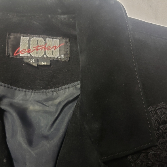 Women's Suede Jacket - Picture 6 of 6